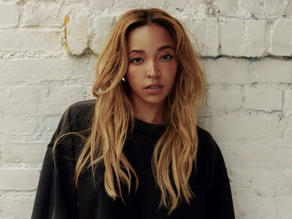 Tinashe’s Beauty Routine & Go-To Makeup Products Tinashe’s Beauty Routine & Go-To Makeup Products