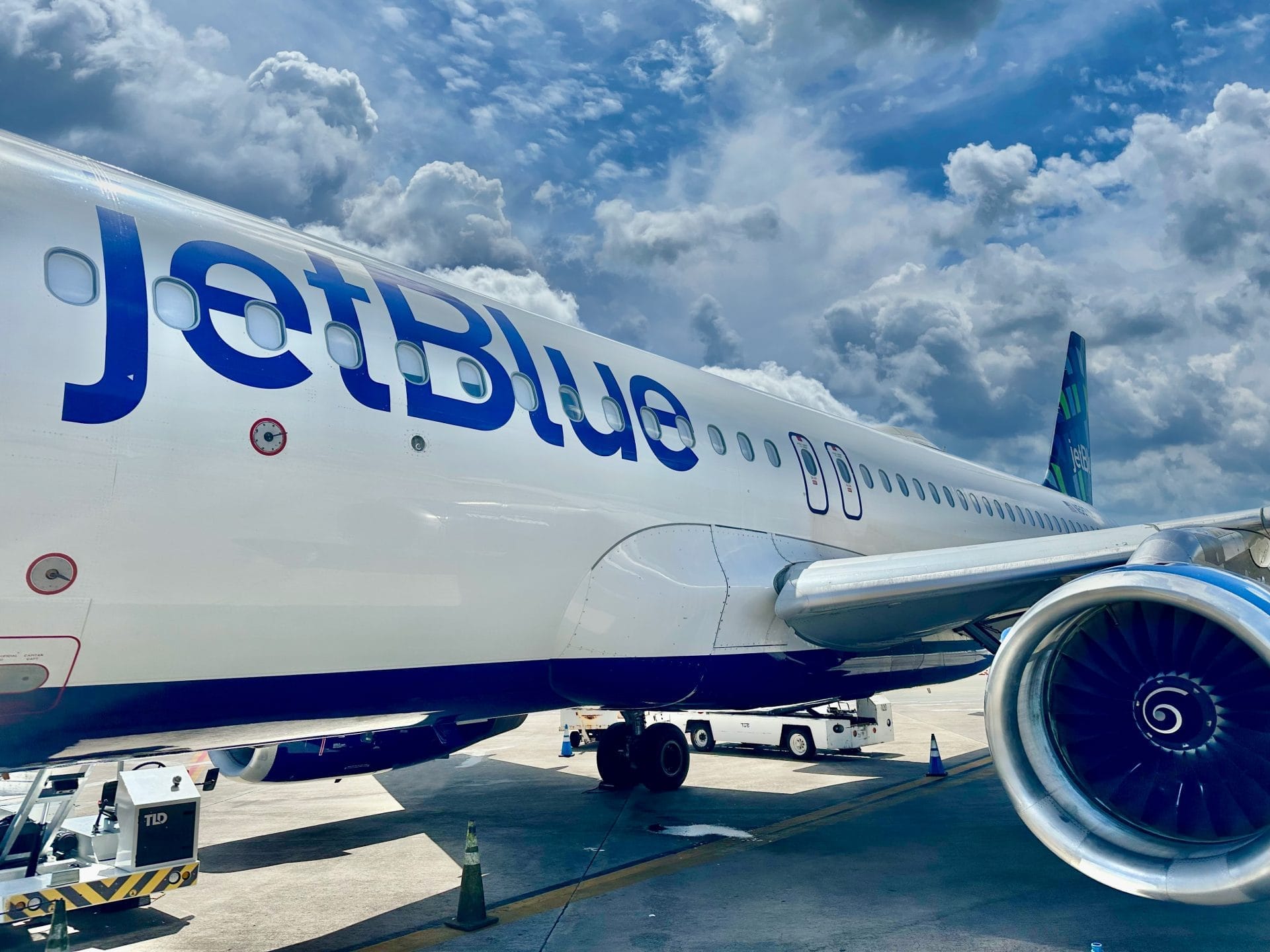 Two people reportedly found dead in the landing gear of a JetBlue plane at an airport in Florida. Prayers Up! 2 Reportedly Found Dead In Landing Gear Of JetBlue Plane At Airport In Florida