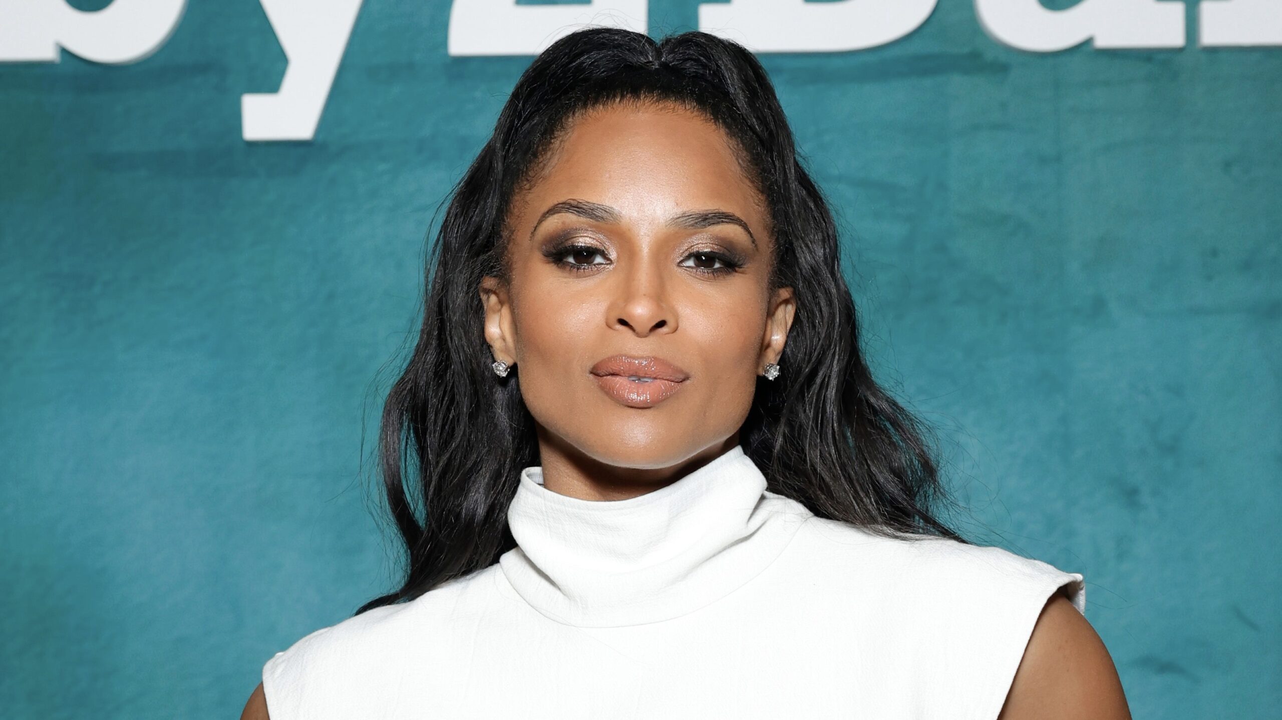 Ciara Trends After Serving Hips & Curves At Carnival In Trinidad Okay, BAWDY! Ciara Trends After Serving Hips & Curves At Carnival In Trinidad (VIDEOS)