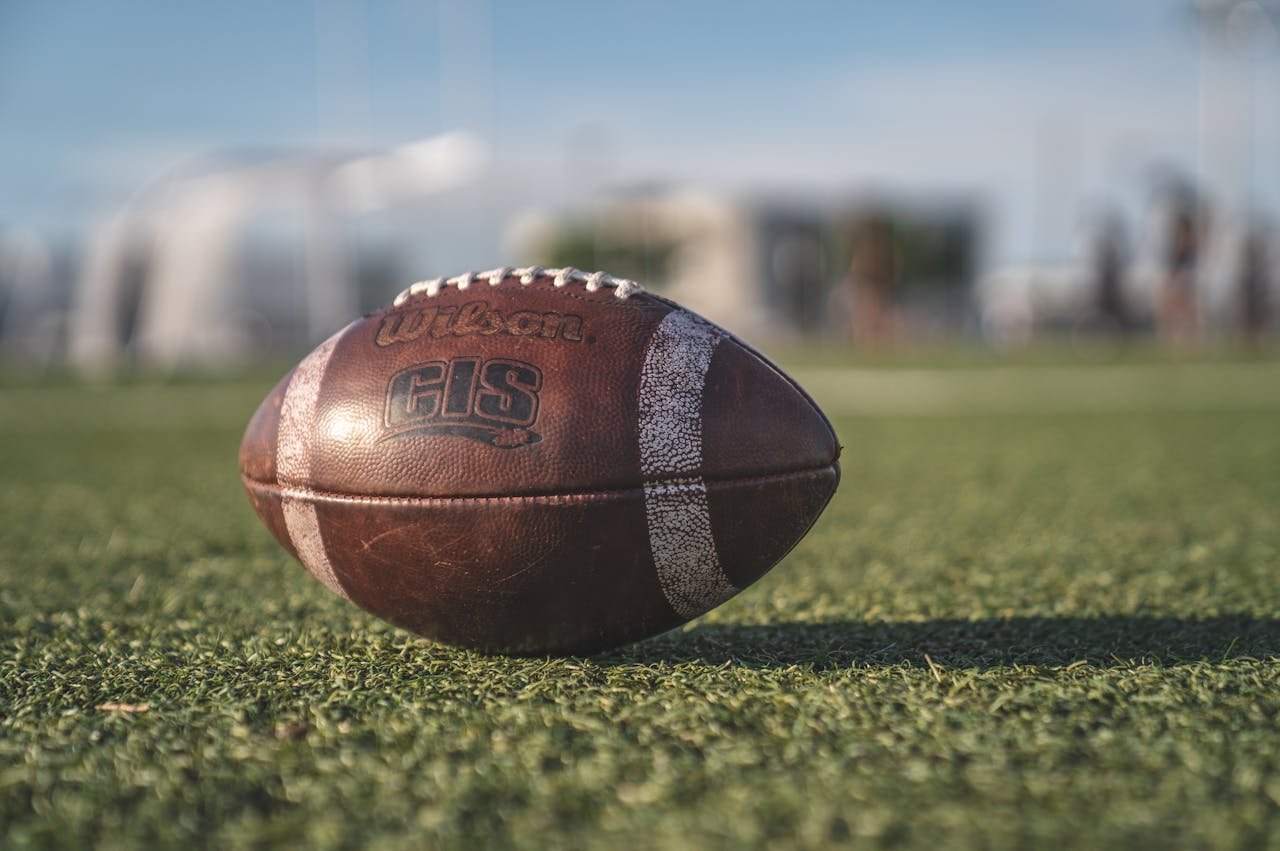 Ndamukong Suh Retires From NFL, Launches Finance Podcast Ndamukong Suh Retires From NFL, Launches Finance Podcast