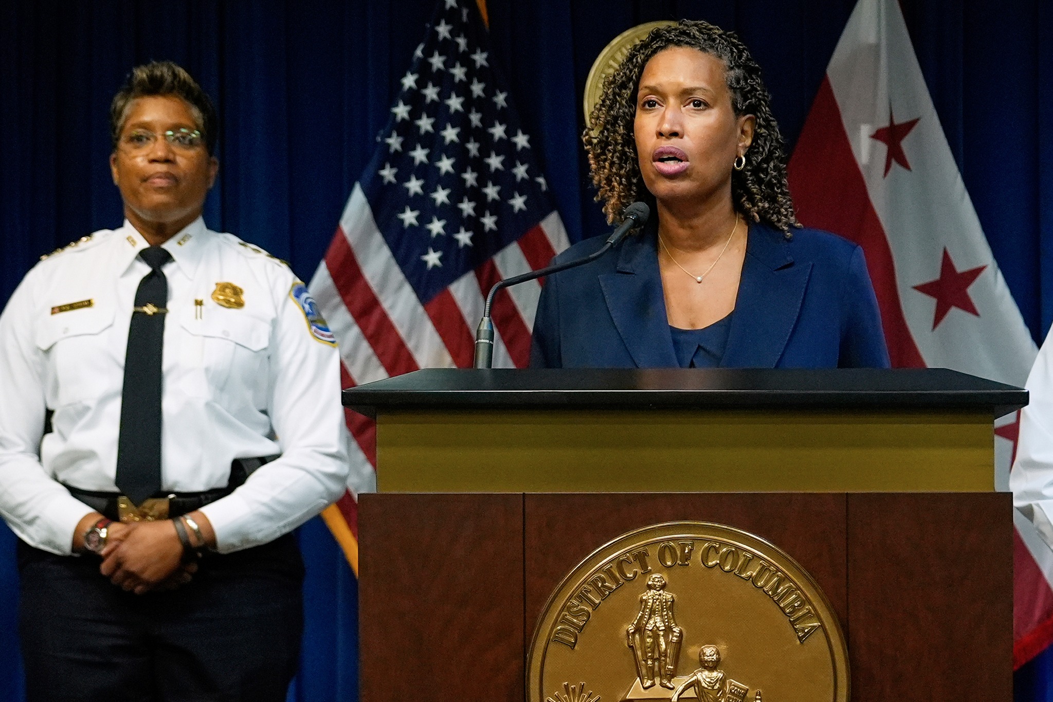 Bowser: Trump’s police takeover Oop! Oop! D.C. Mayor Muriel Bowser reacts to Trump's federal takeover of the local police force: