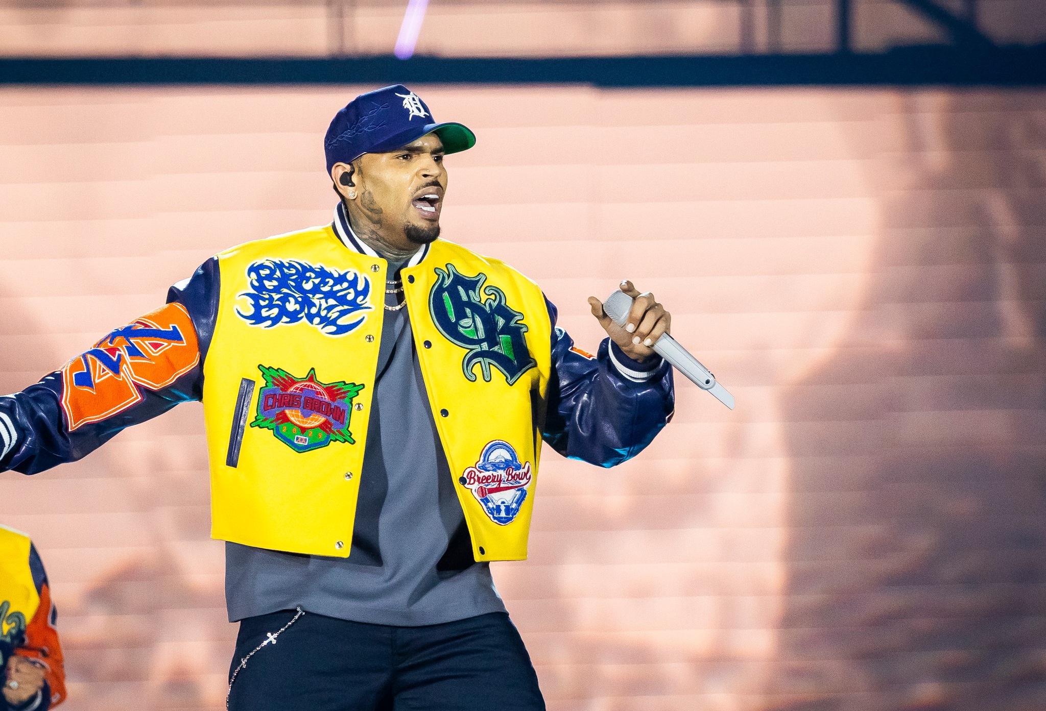 Chris Brown’s “Substance” Claim: His Response! Wayment! Chris Brown responds after a fan says his work ethic comes from substance use: