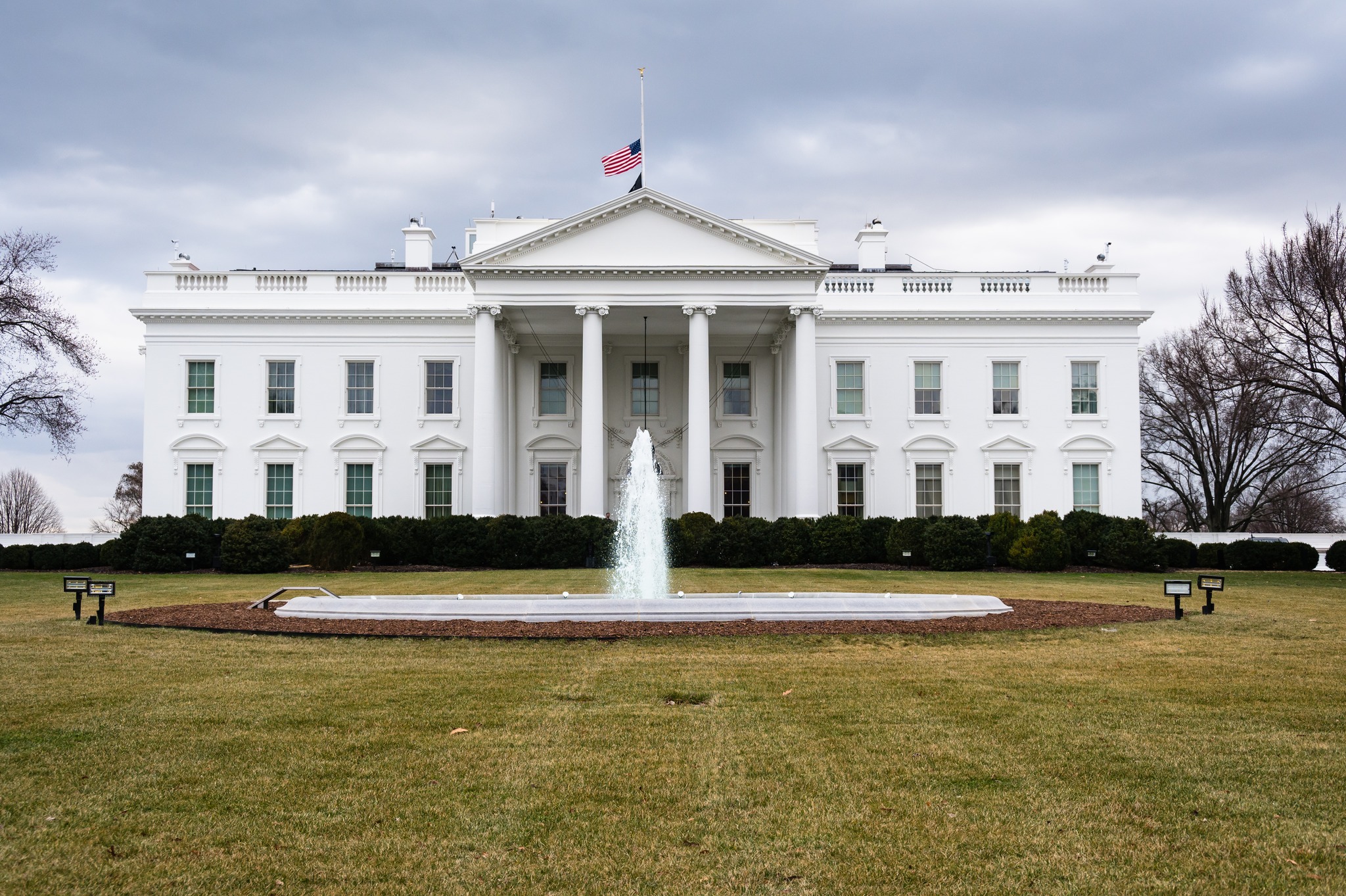 Jet2 Jingle in WH ICE Video: Jess Glynne & More! White House uses Jet2 holiday jingle in ICE deportation video — Jess Glynne and