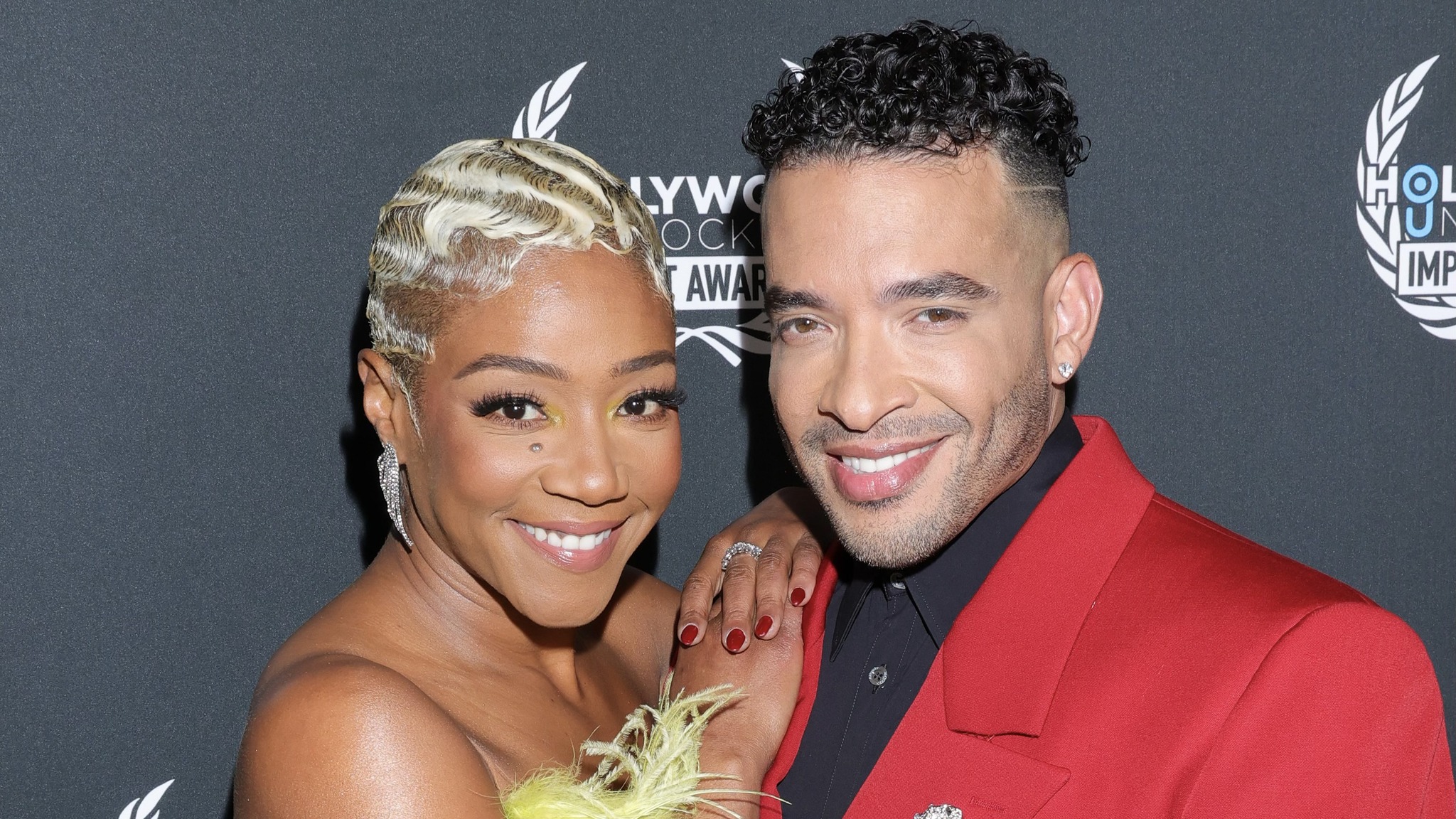 Tiffany & Jason: What’s the Scoop? More info has been revealed after Tiffany Haddish & Jason Lee sparked questions with a photo of them