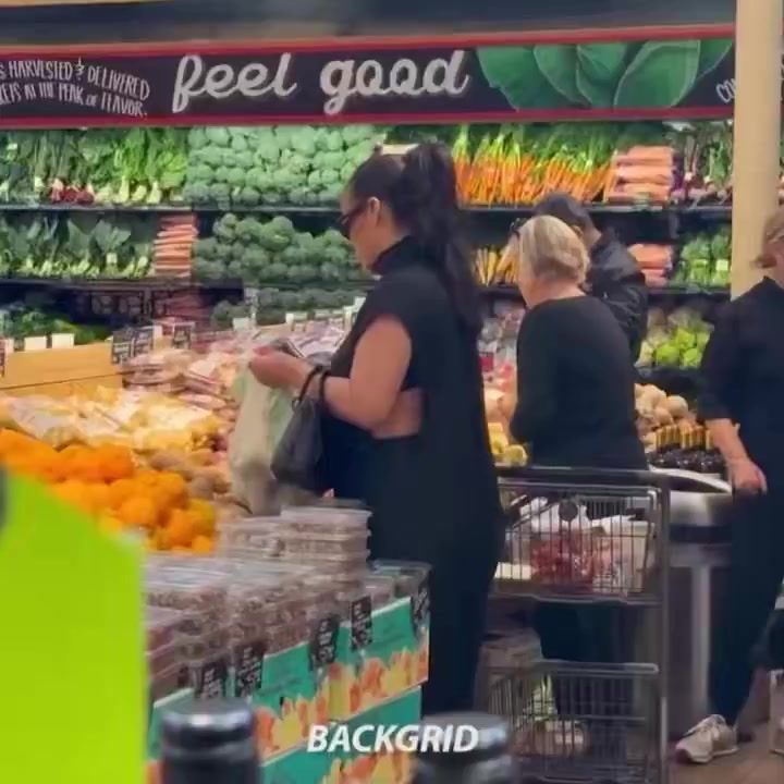 Rihanna’s Billionaire Grocery Run Rihanna’s Billionaire Grocery Run