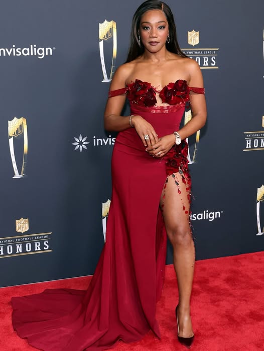 Tiffany Haddish Stuns at NFL Honors Tiffany Haddish Stuns at NFL Honors