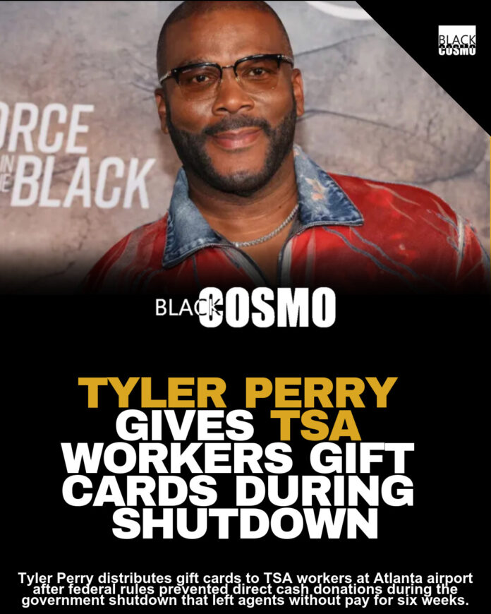 Tyler Perry Gives Cash and Cards to TSA Workers Tyler Perry Gives Cash and Cards to TSA Workers